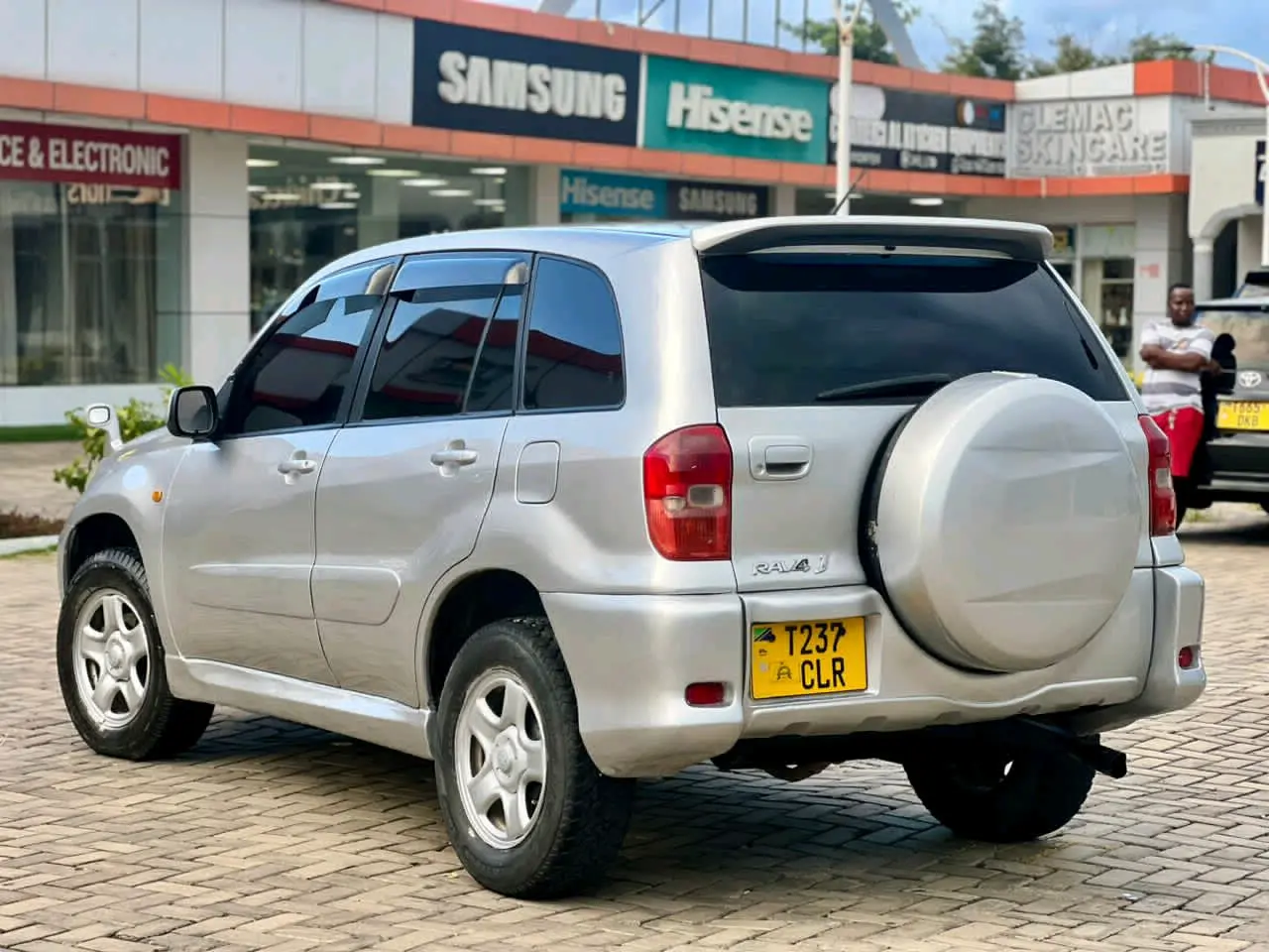 Toyota RAV4 Silver 1ZZ VVTi thumbnail 4