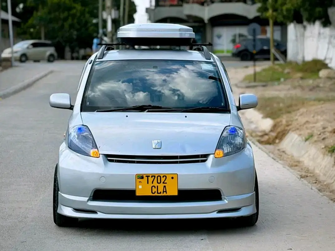 Toyota Passo 2004 - Silver thumbnail 6