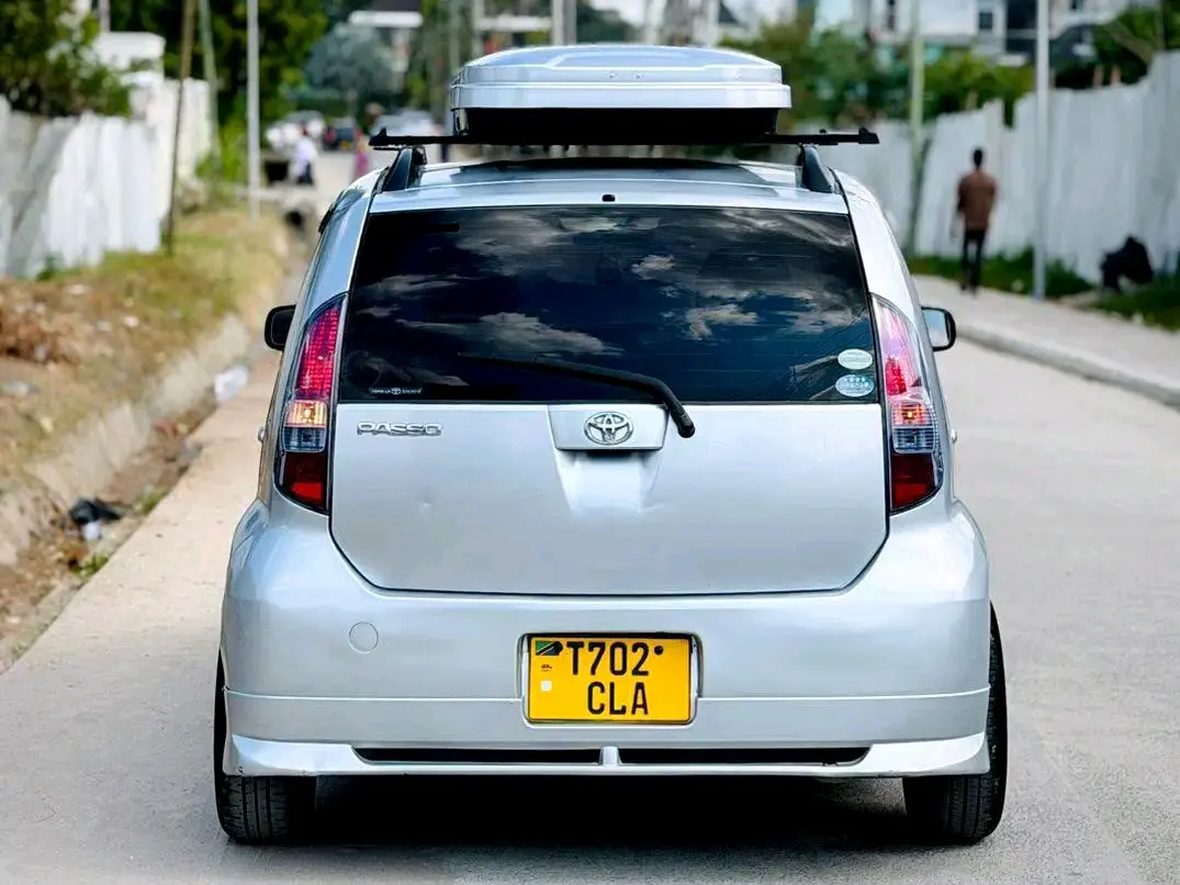 Toyota Passo 2004 - Silver thumbnail 9