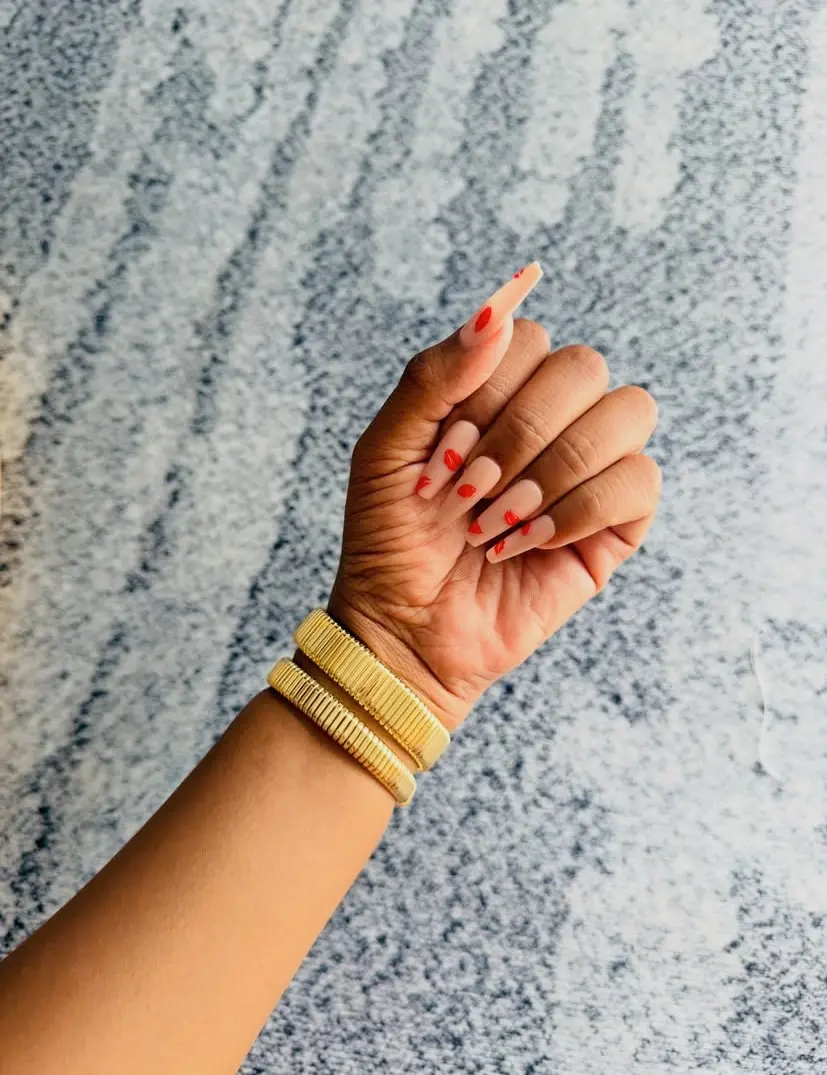 Gold Spiral Design Wristwatch thumbnail 5