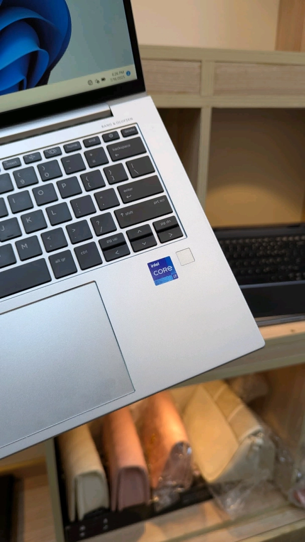 New HP ProBook 840 G10 Core i7 Laptop thumbnail 2