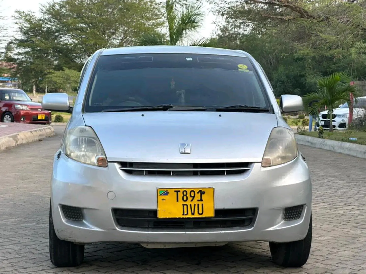 Toyota Passo 2005 Silver for Sale