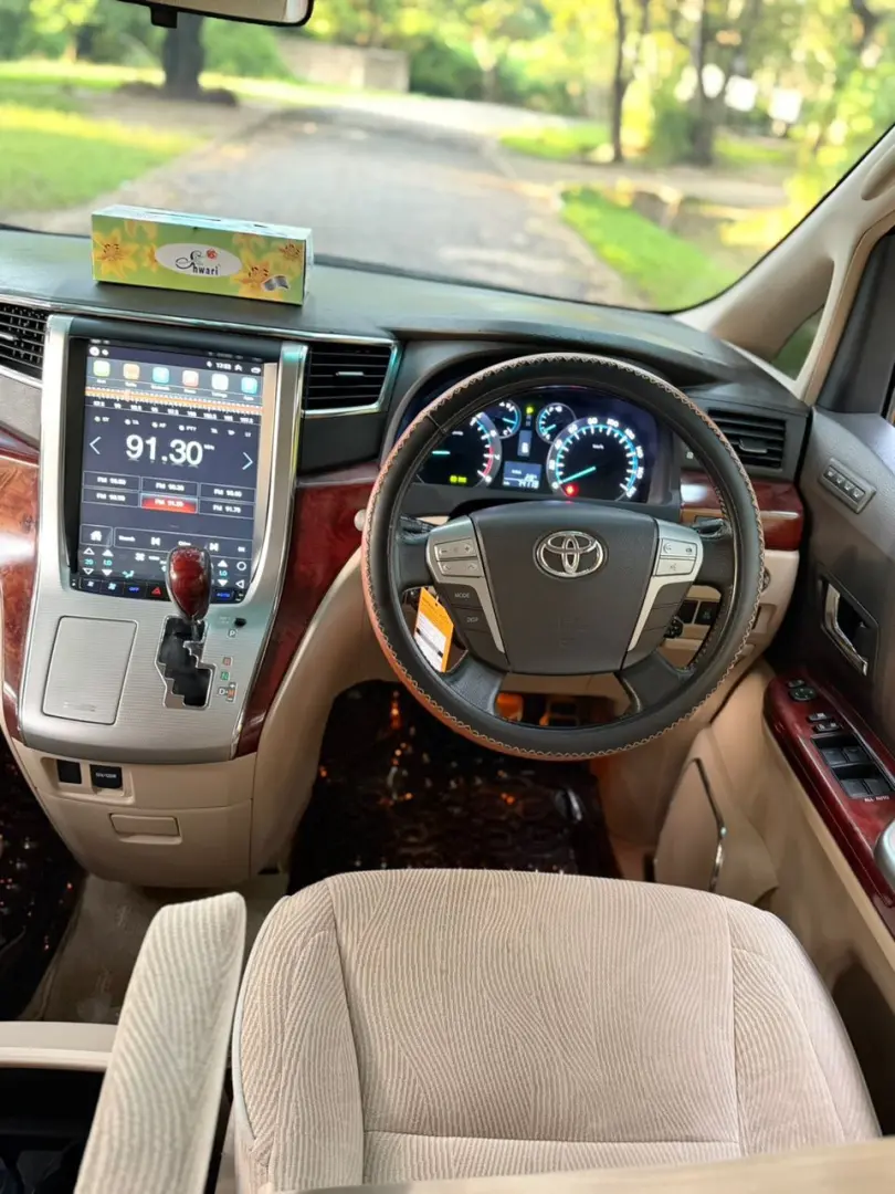 Toyota Alphard 2011 thumbnail 8