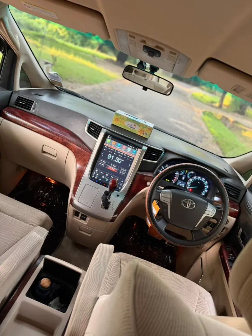 Toyota Alphard 2011 thumbnail 9