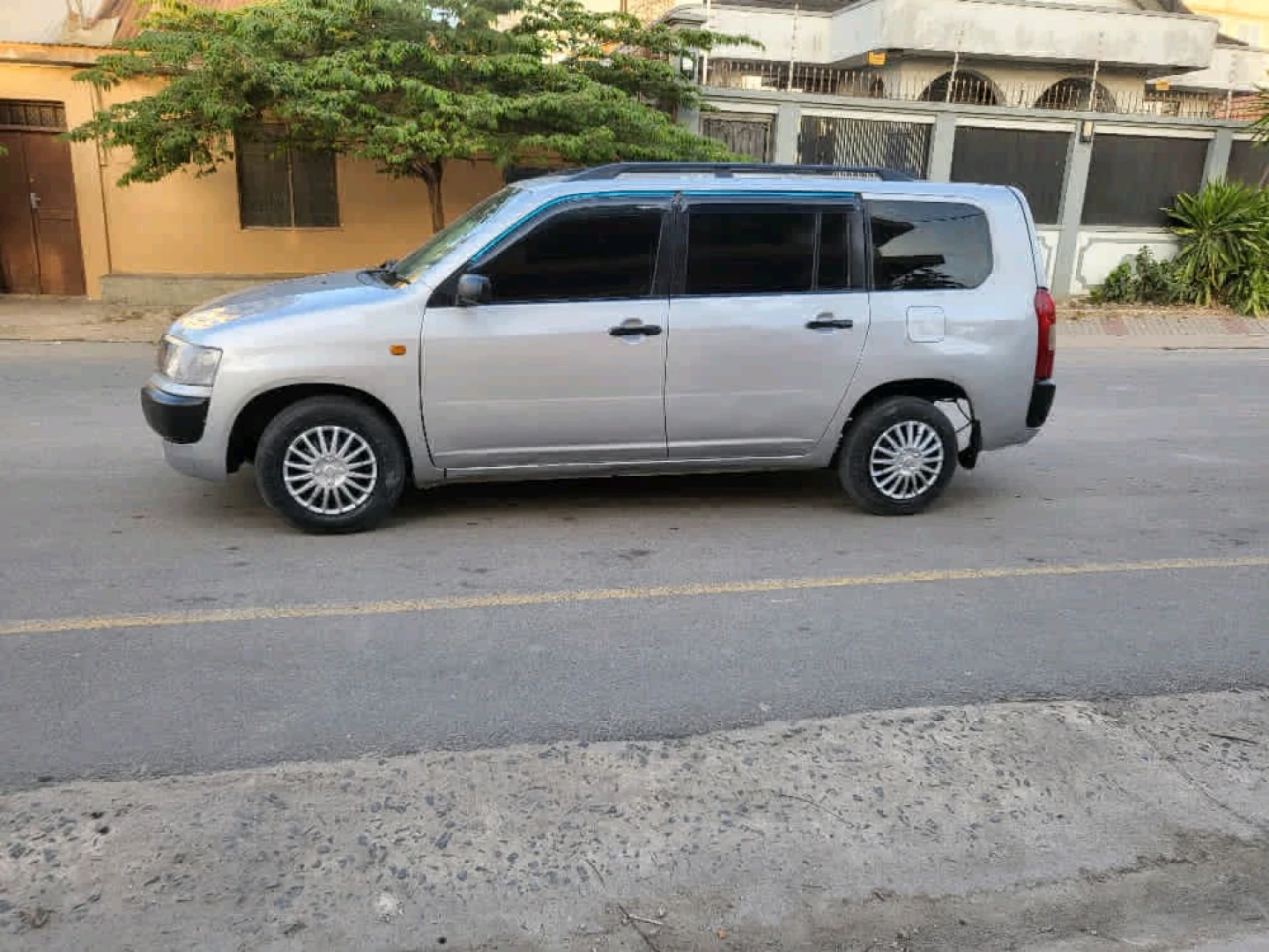 Toyota Probox 2002 Silver 1490cc thumbnail 7