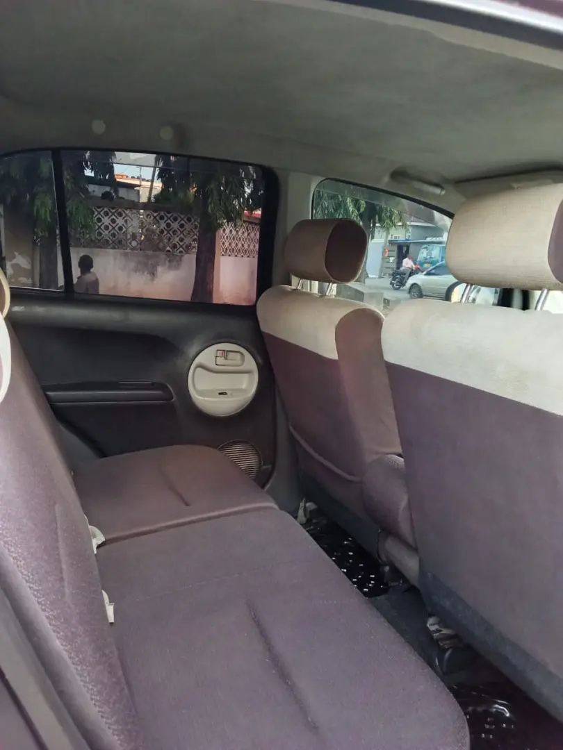 Toyota Passo 2005 (DQN) thumbnail 3