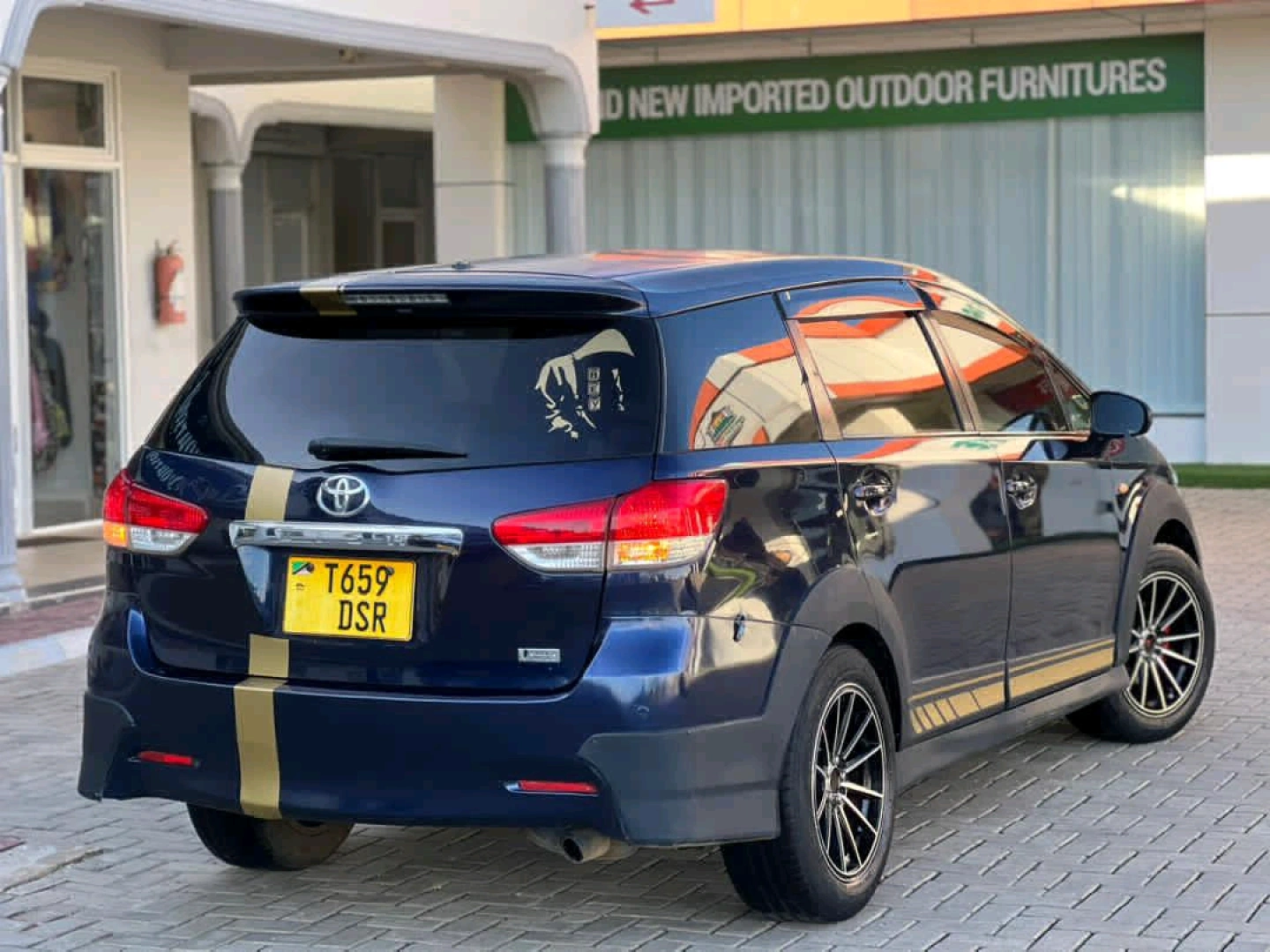 Dark Blue Toyota Wish New Model 2009 (DSR) thumbnail 6