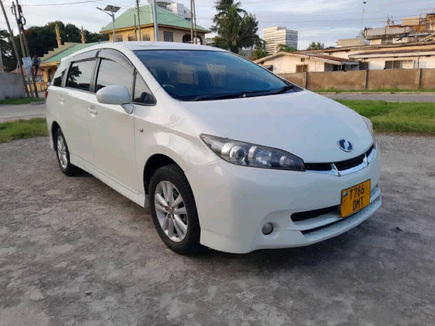 Toyota Wish 2009 New Model Automatic thumbnail 2