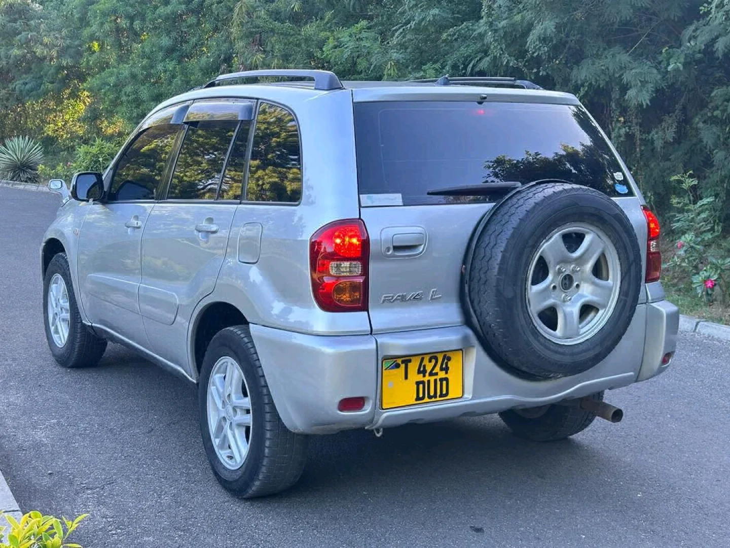 Toyota Rav4 L SUV 2005 Model thumbnail 6