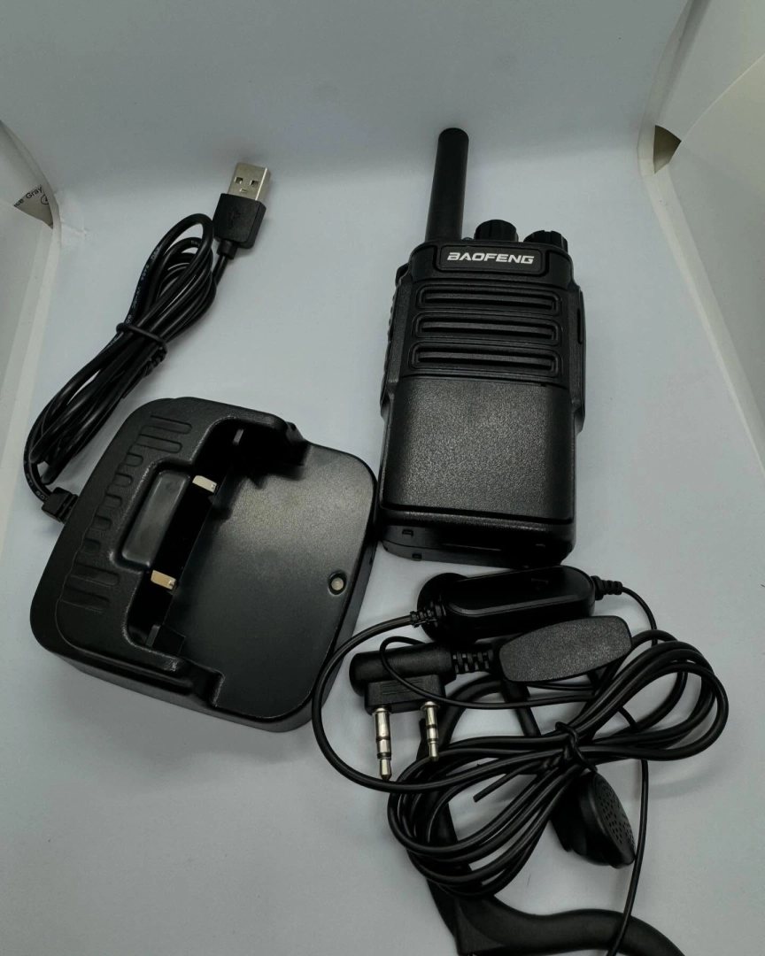 Baofeng Walkie Talkie 5W Radio Pair thumbnail 2