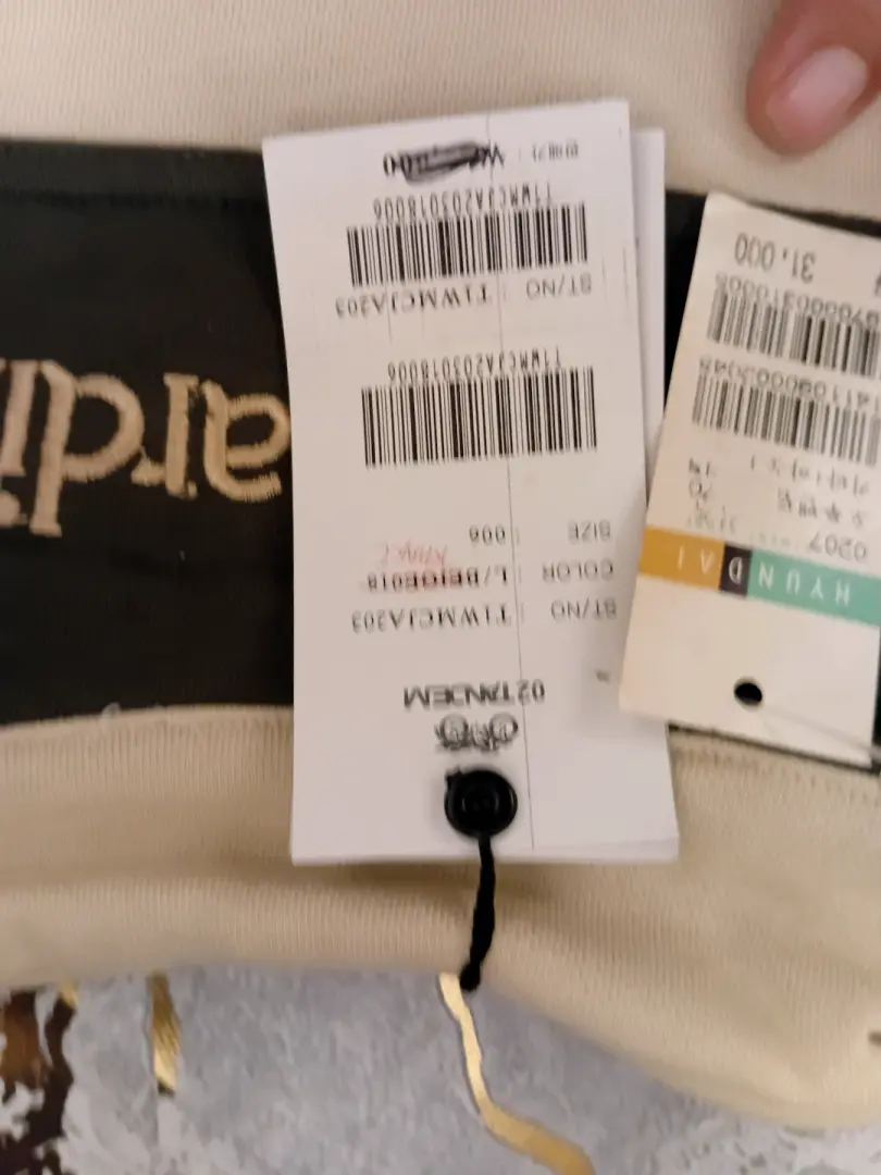 Kids' Zip-Up Hoodie - Korean Quality thumbnail 3