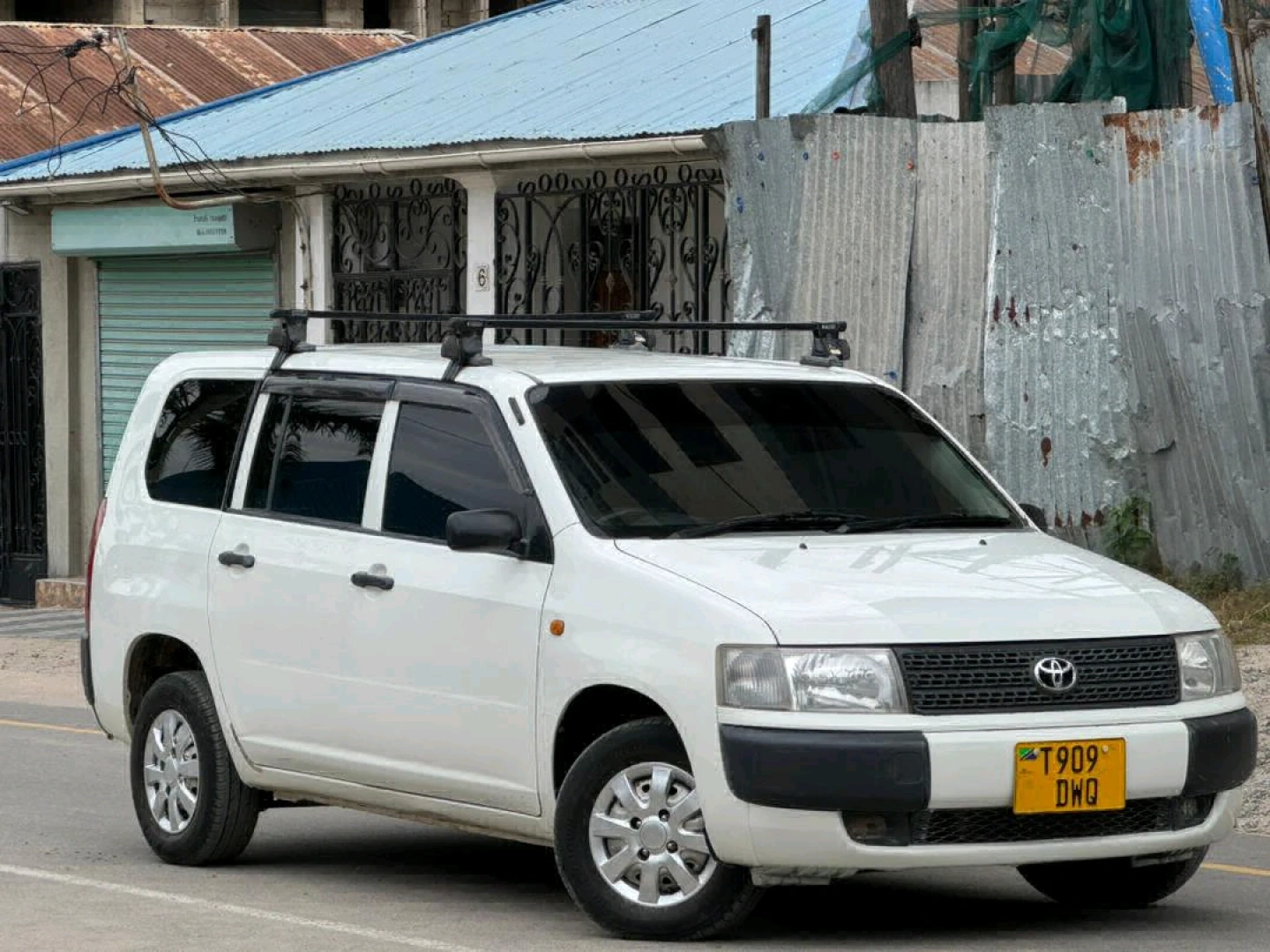 Toyota Probox Van 2005, Full AC thumbnail 2