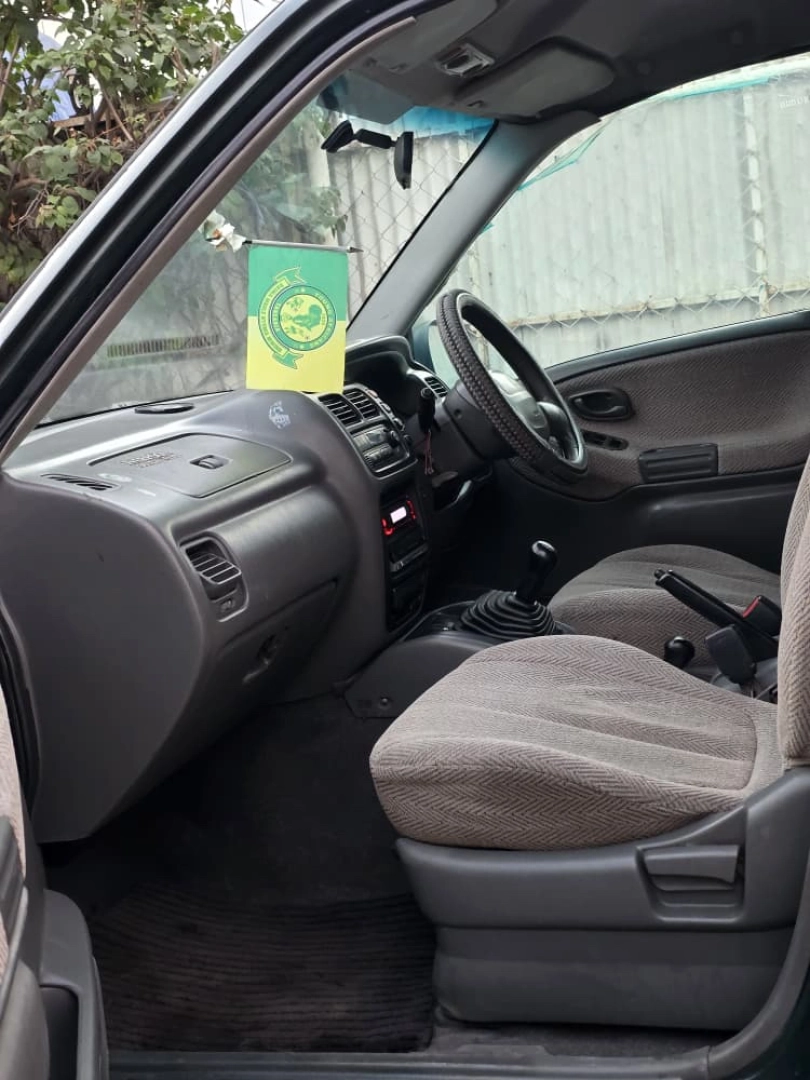 Suzuki Escudo DDB G16 1500cc Manual thumbnail 6