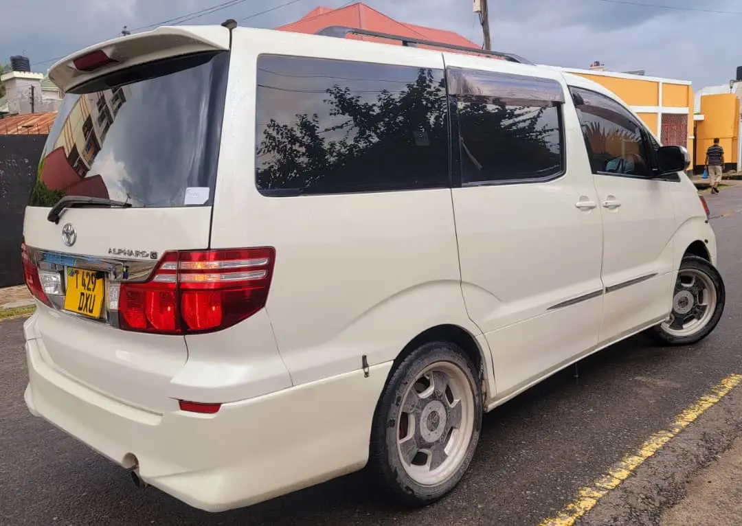 Toyota Alphard G DXU thumbnail 7