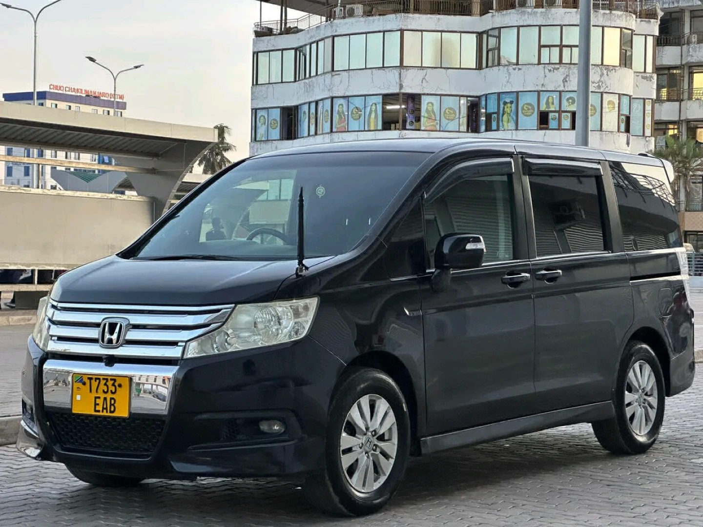 Honda Stepwagon 2010 EAB Black Minivan thumbnail 3