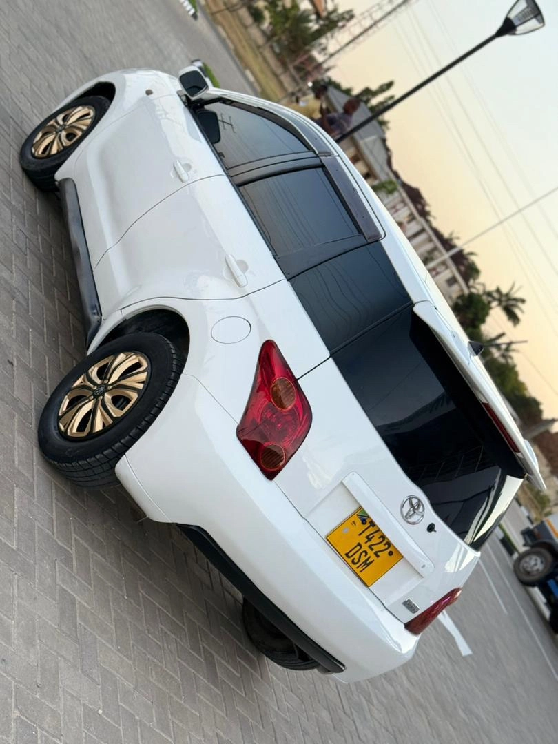 Toyota Ist DSM Full AC Music 1290cc thumbnail 3