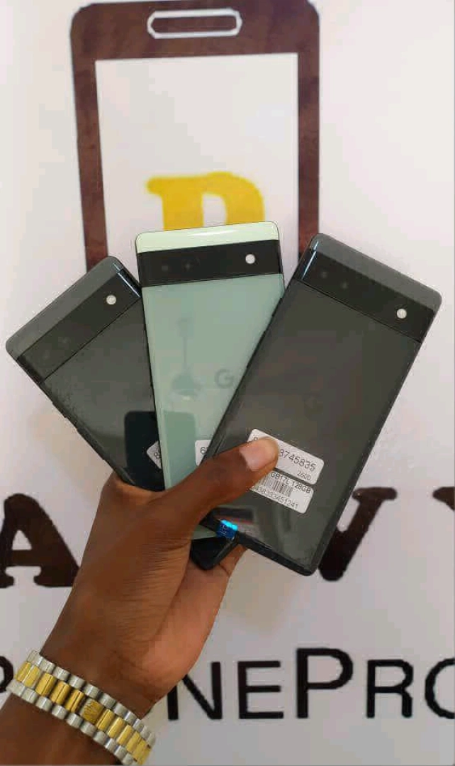 Google Pixel 6 Smartphones (3 Units)
