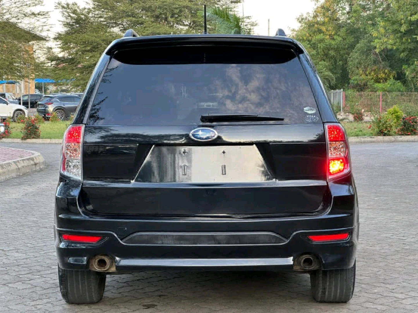 Black Subaru Forester 2009 (T749 EDA) thumbnail 5