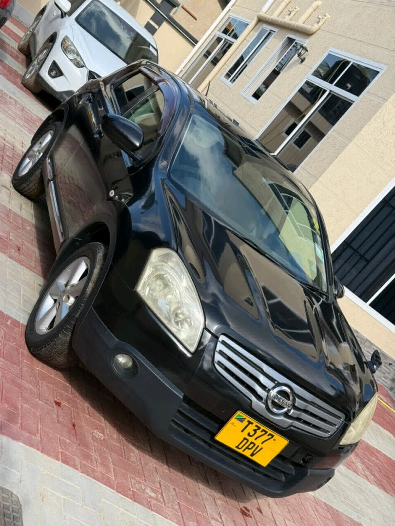 Black Nissan Dualis (Qashqai) 1990cc Sunroof Full AC thumbnail 4