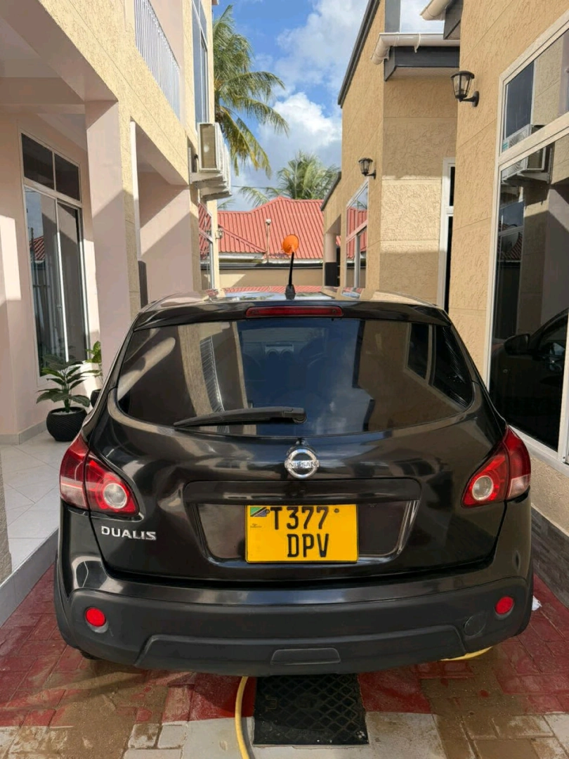 Black Nissan Dualis (Qashqai) 1990cc Sunroof Full AC thumbnail 5