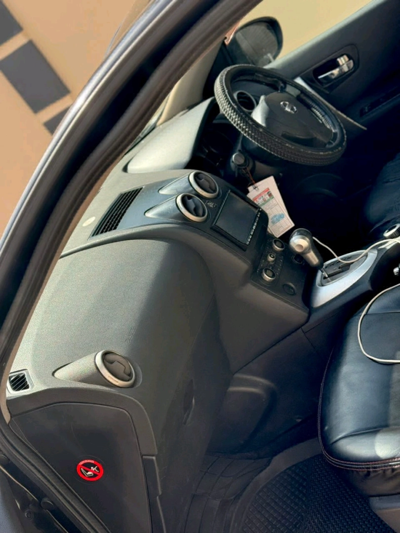 Black Nissan Dualis (Qashqai) 1990cc Sunroof Full AC thumbnail 6