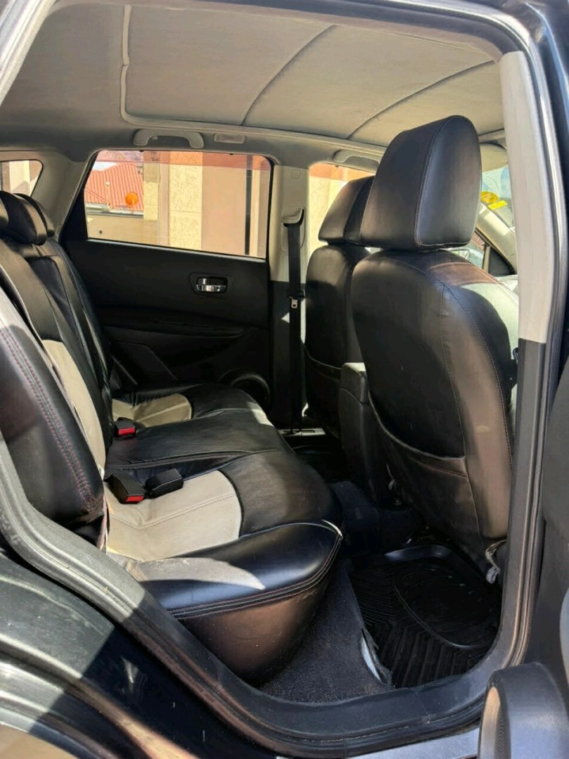 Black Nissan Dualis (Qashqai) 1990cc Sunroof Full AC thumbnail 7