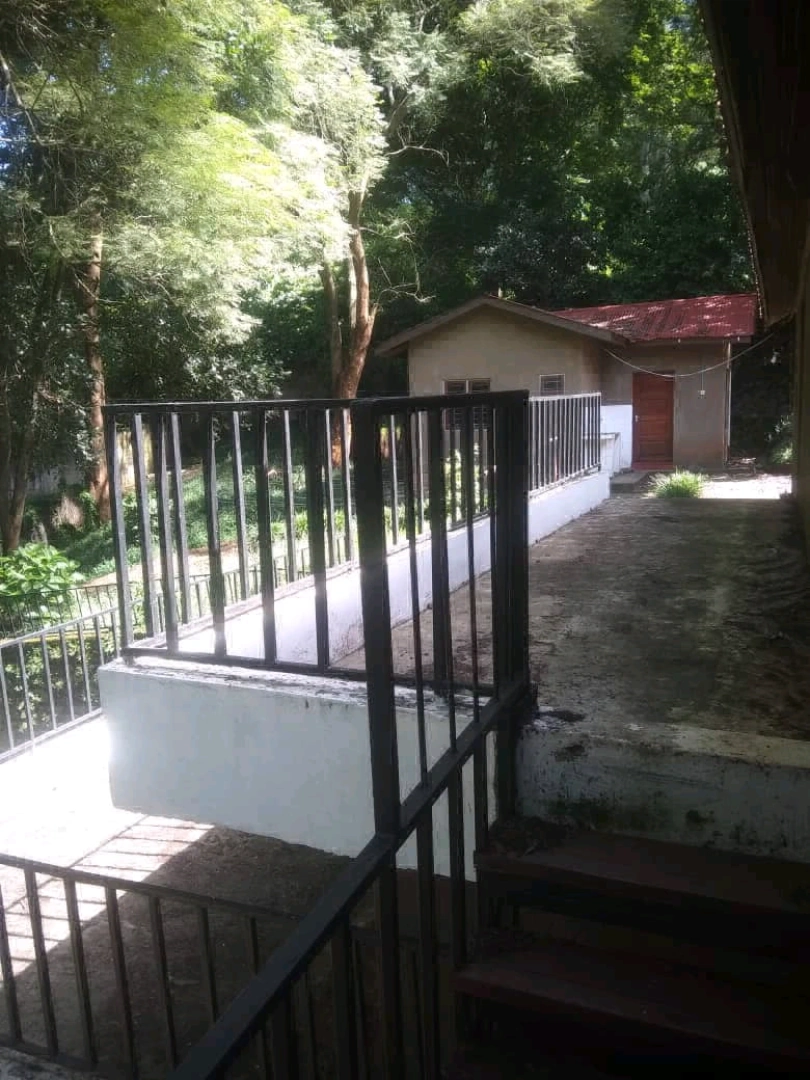 Spacious Hilltop House for Rent in Themi Hills, Arusha thumbnail 2