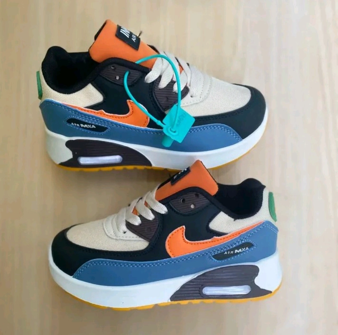 New Nike Air Max Sneakers for Children (Sizes 25-36) thumbnail 6