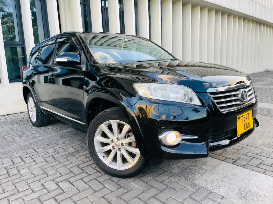 Toyota Vanguard 2012 Black Automatic thumbnail 4