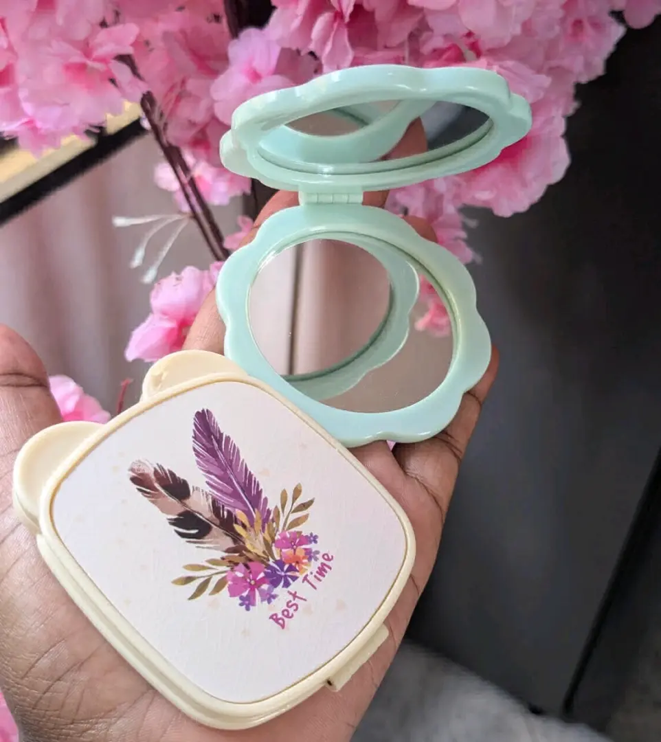 2 Pocket Mirrors (Vioo vya Pochi)
