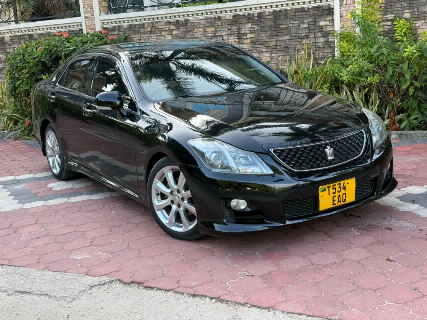 Toyota Crown Athlete 2009/10 Model thumbnail 4