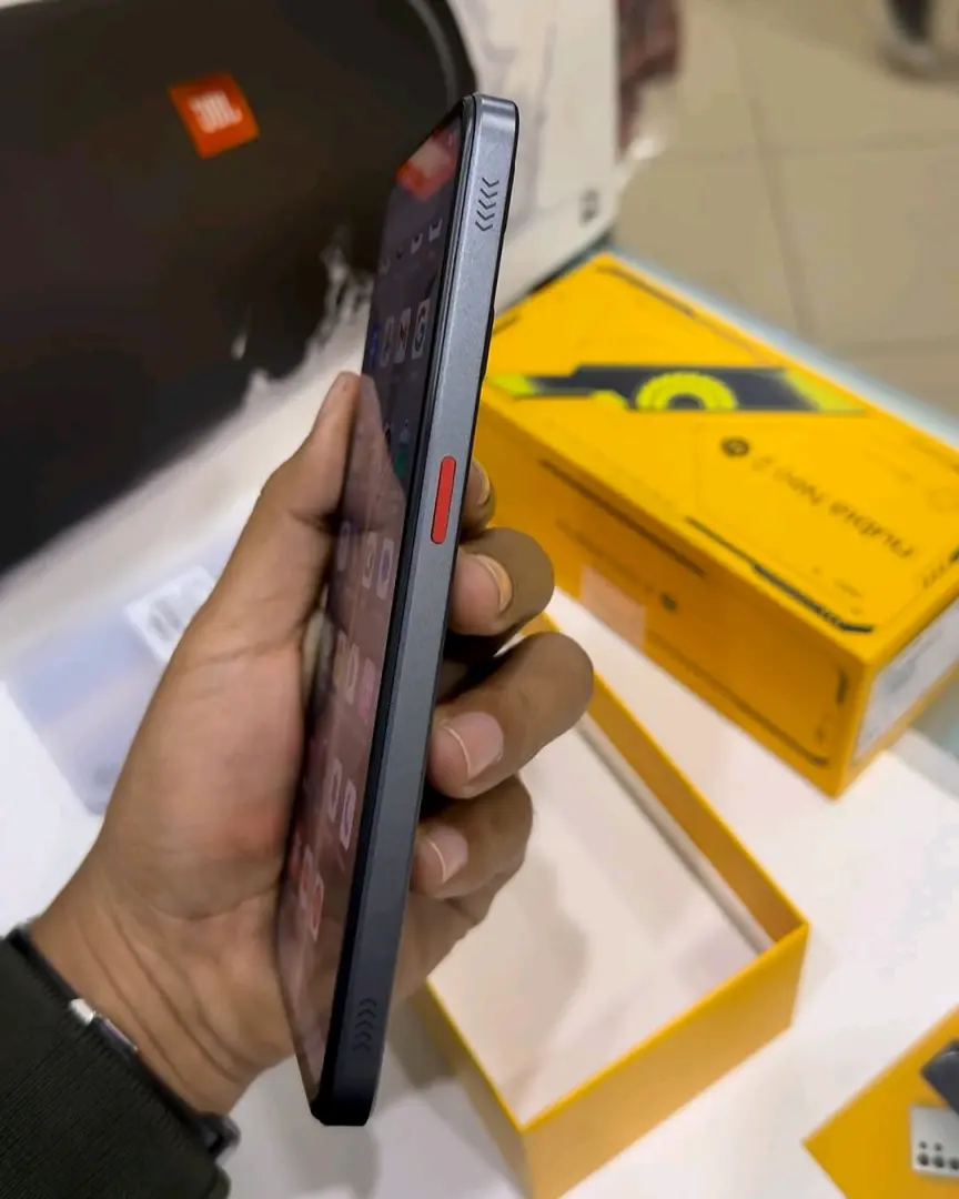 ZTE Nubia Neo 2 Smartphone 128GB/8GB thumbnail 3
