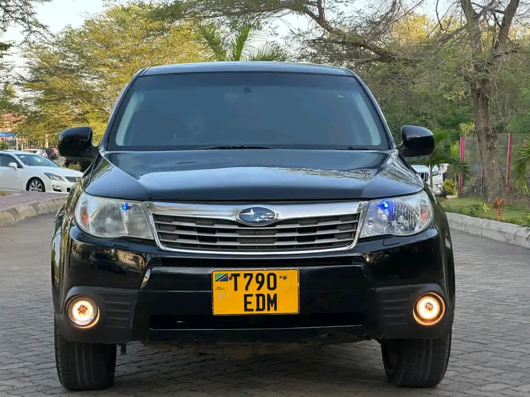 Subaru Forester 2009 Nyeusi