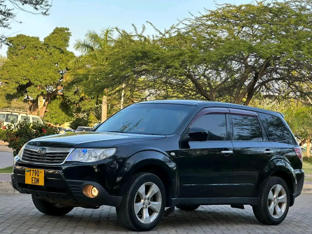 Subaru Forester 2009 Nyeusi thumbnail 4
