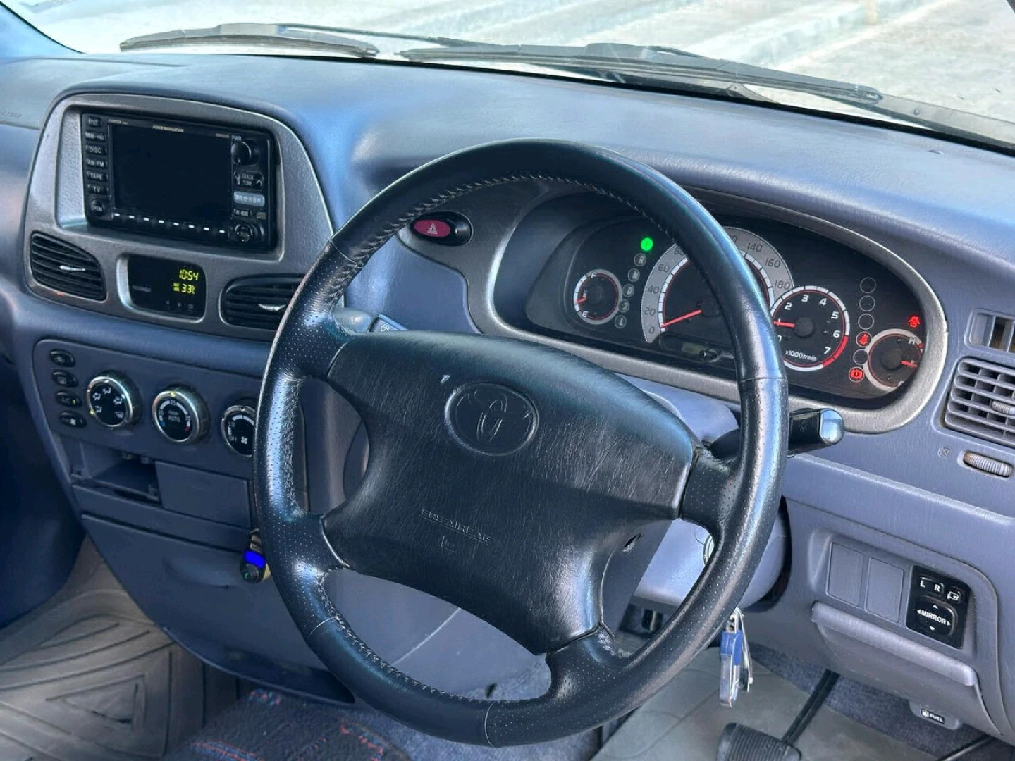 Toyota Noah SR50 Van 2001 (EBN) For Sale thumbnail 7