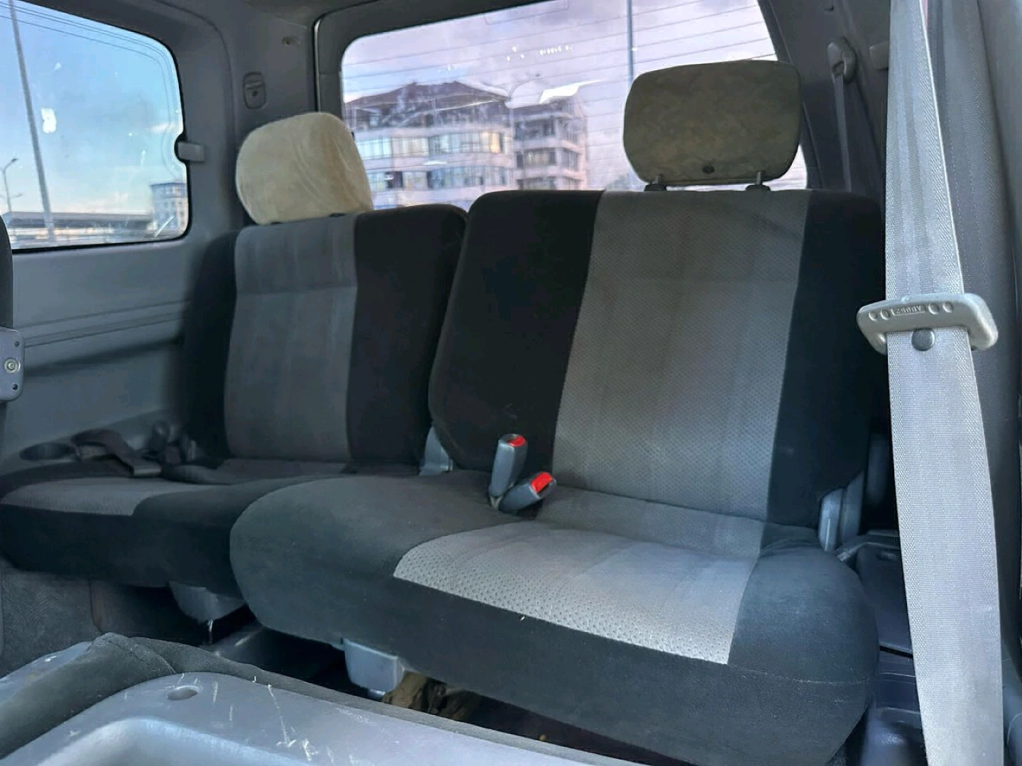 Toyota Noah SR50 Van 2001 (EBN) For Sale thumbnail 8