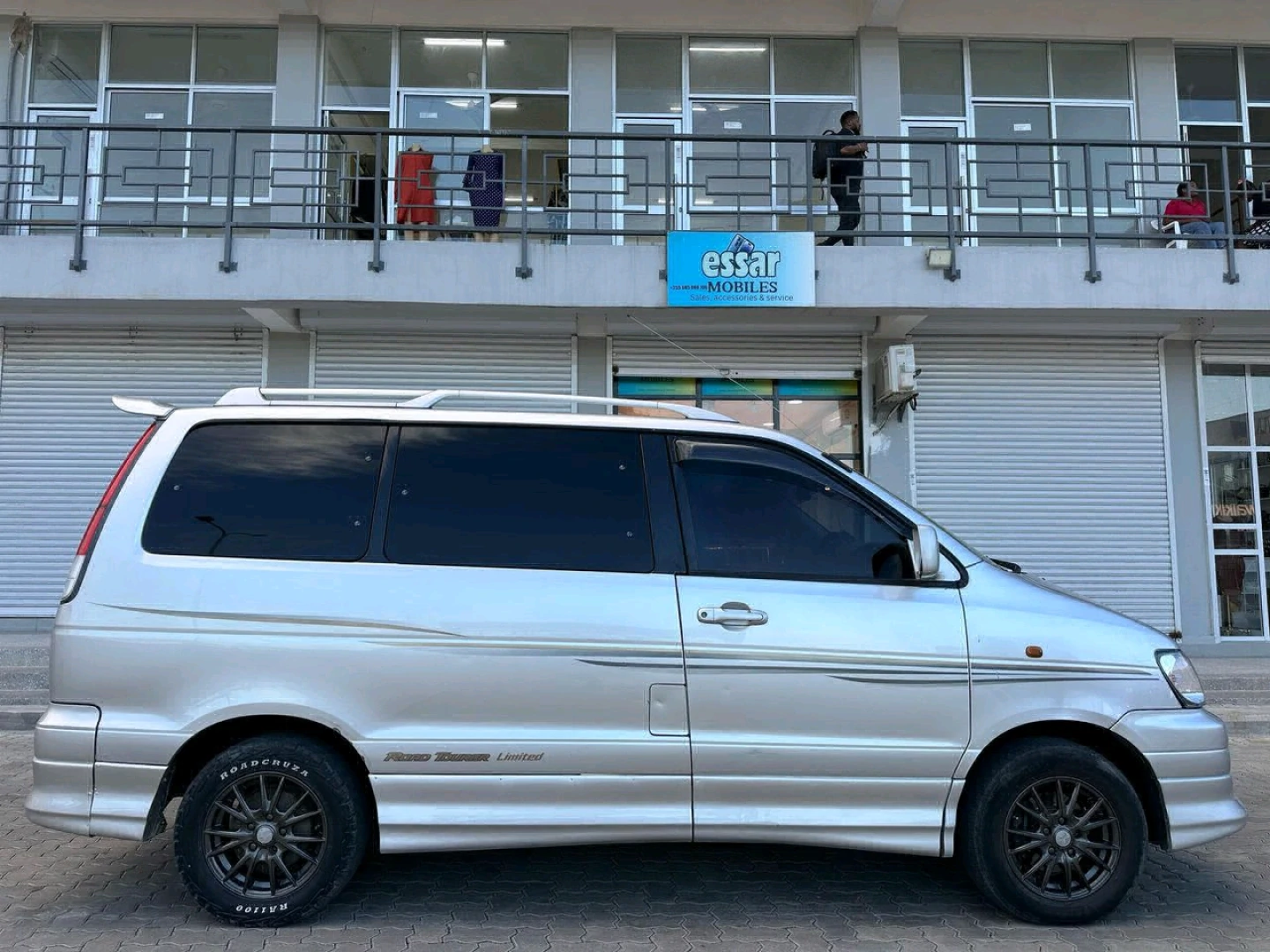 Toyota Noah SR50 Van 2001 (EBN) For Sale thumbnail 9