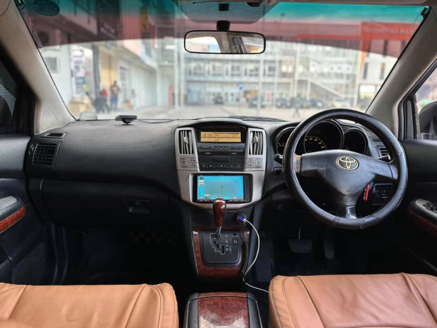 Toyota Harrier 240G New Model DFW thumbnail 4