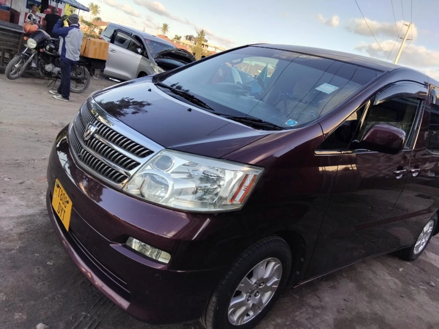 Used Toyota Alphard Minivan - AC Clean, Exchange Allowed