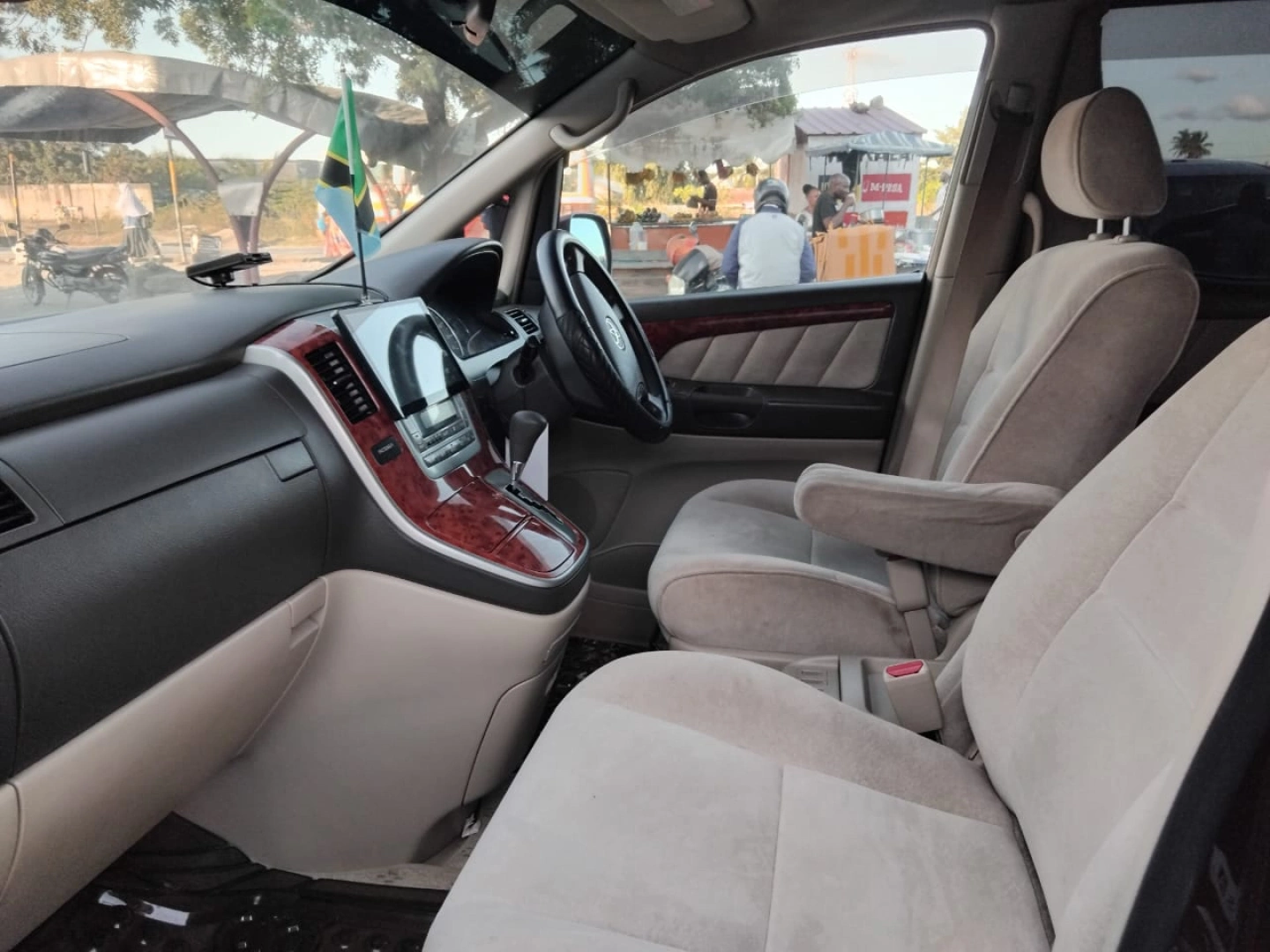 Used Toyota Alphard Minivan - AC Clean, Exchange Allowed thumbnail 6
