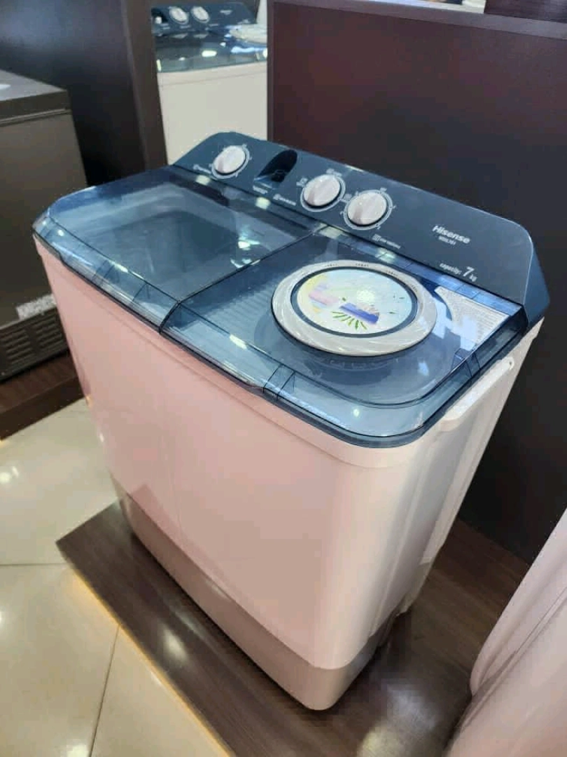 Hisense 7kg Twin-Tub Washing Machine thumbnail 2