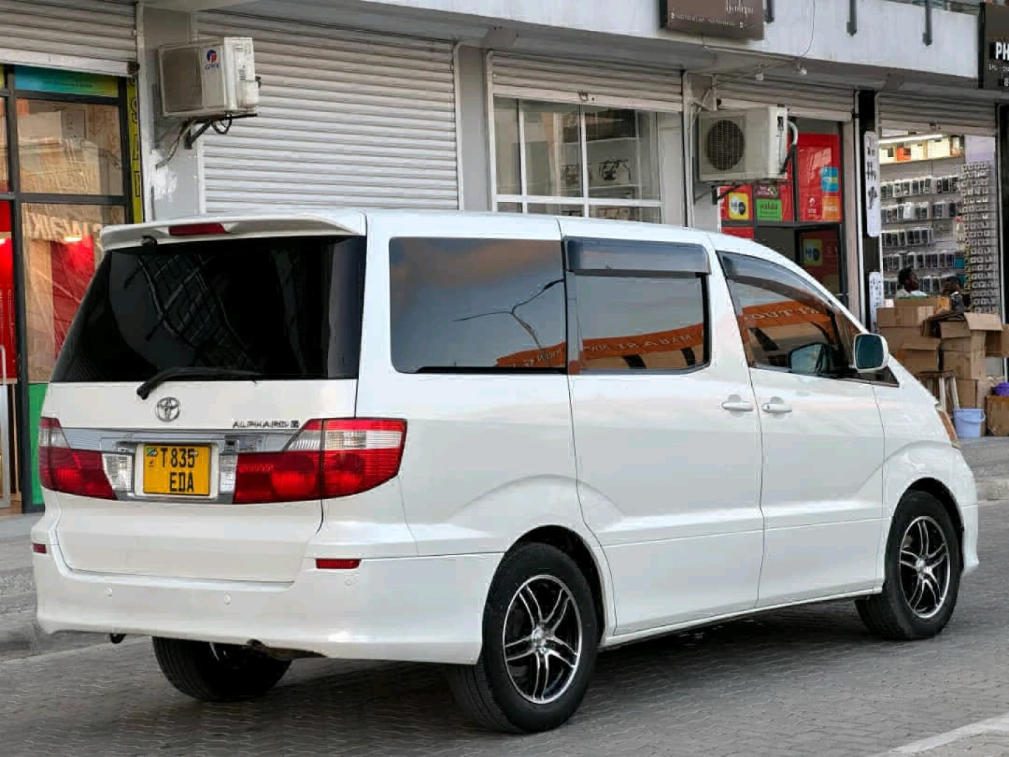 Toyota Alphard 2003 - Full AC thumbnail 4