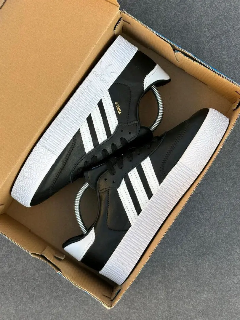 Adidas Samba thumbnail 3
