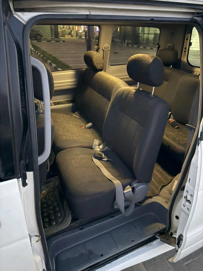 Toyota Noah SR40 - Full AC, 1990cc thumbnail 6