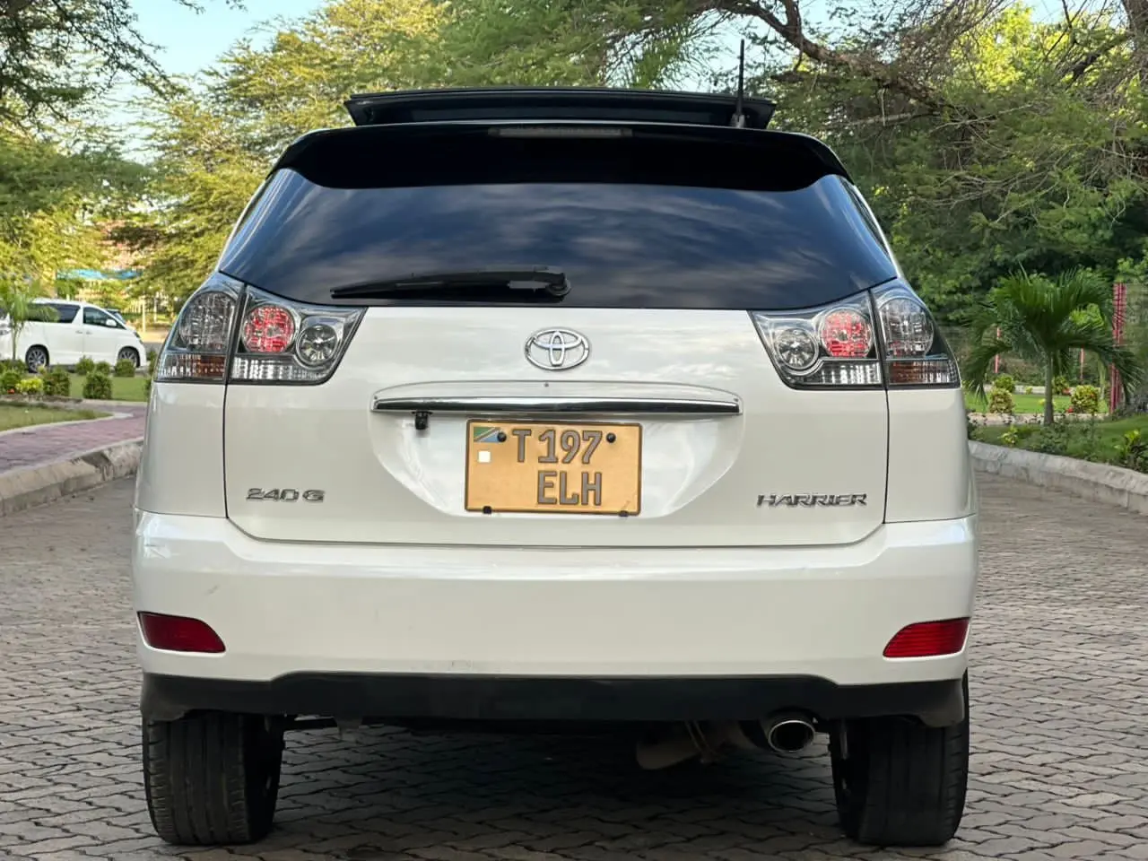 Toyota Harrier 240G 2008 thumbnail 2