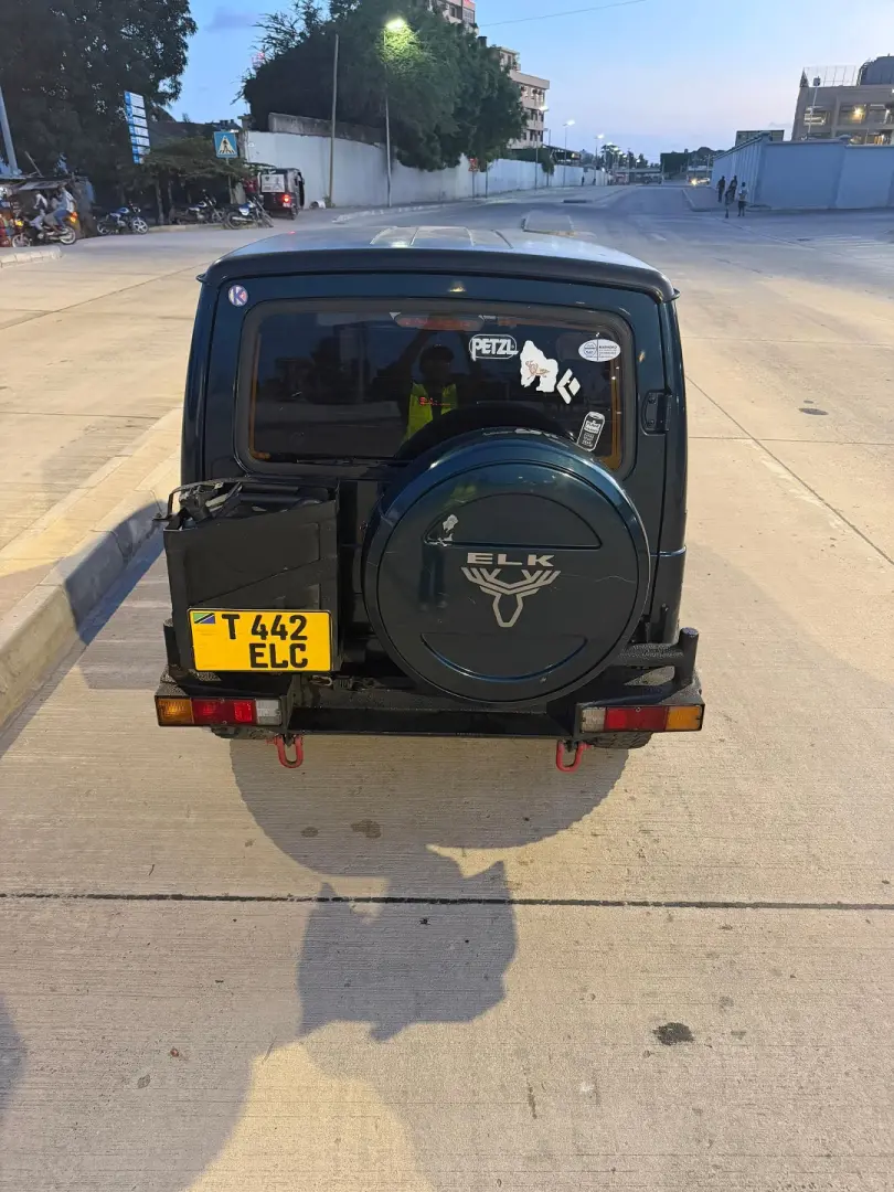 Suzuki Jimny Sierra thumbnail 4