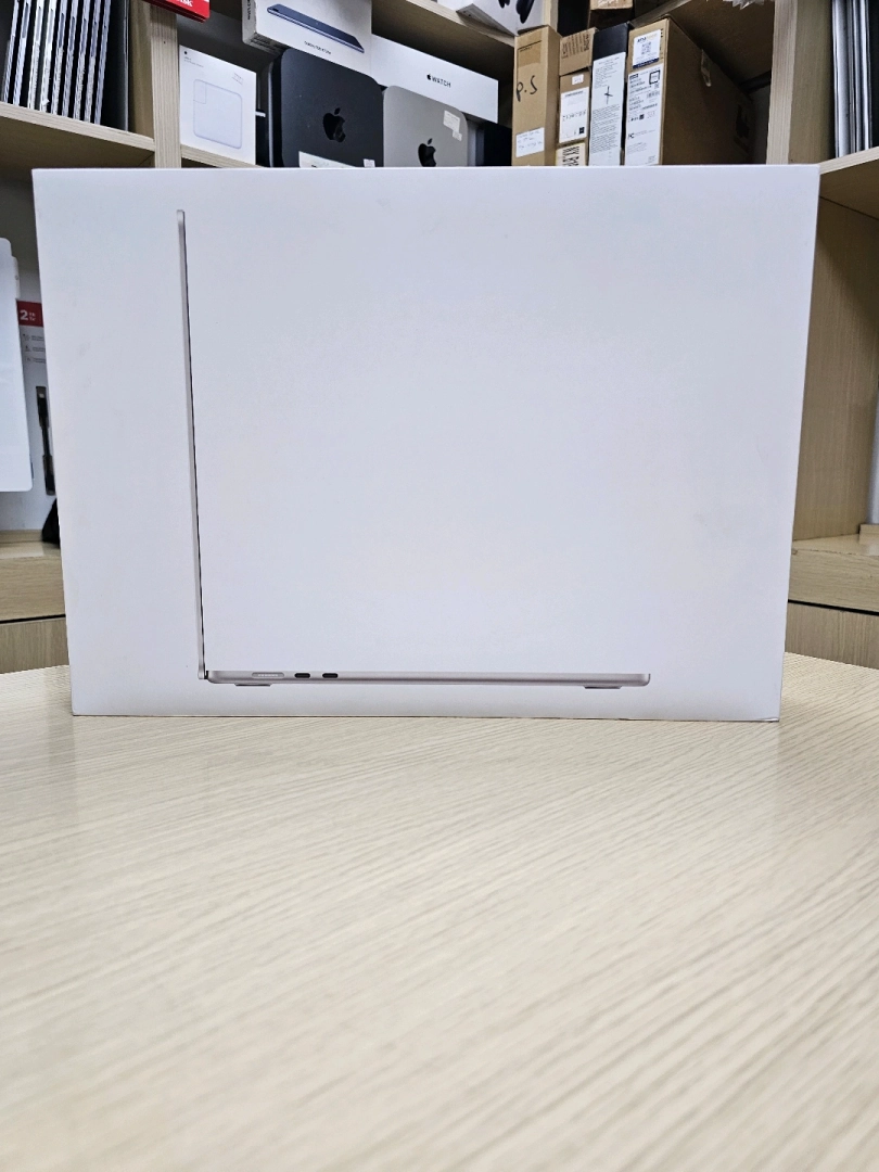 Apple Macbook Air 15 2024 M3 16GB RAM 256GB