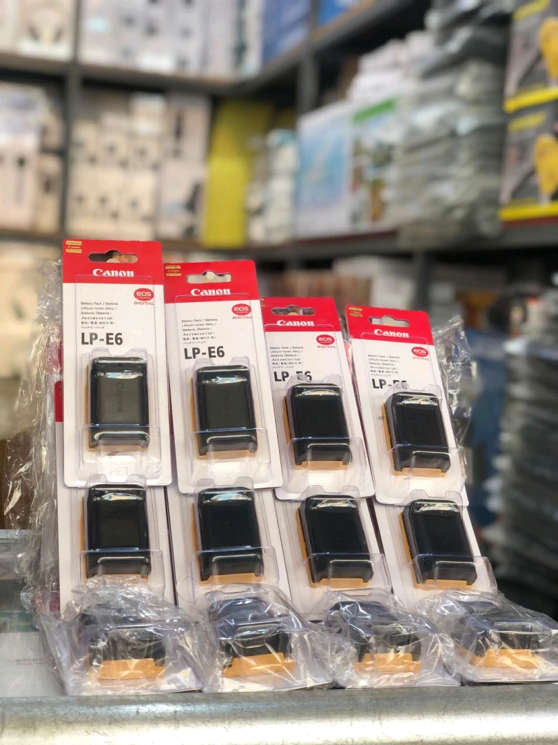 Canon LP-E6 Rechargeable Battery Packs