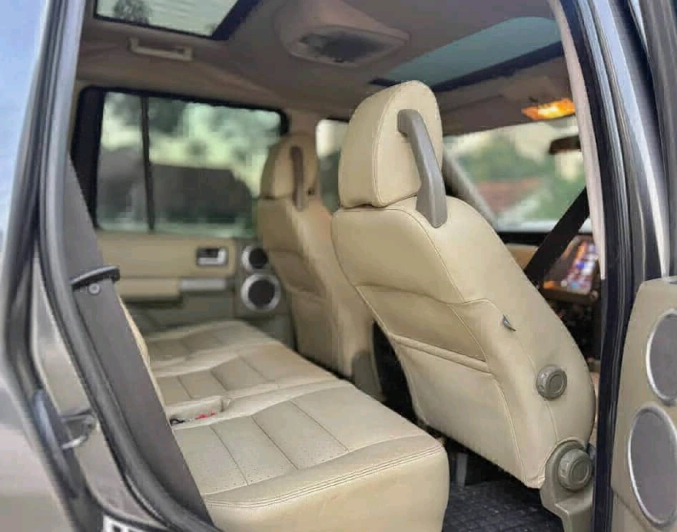 Land Rover Discovery 3 SUV 2009 thumbnail 7