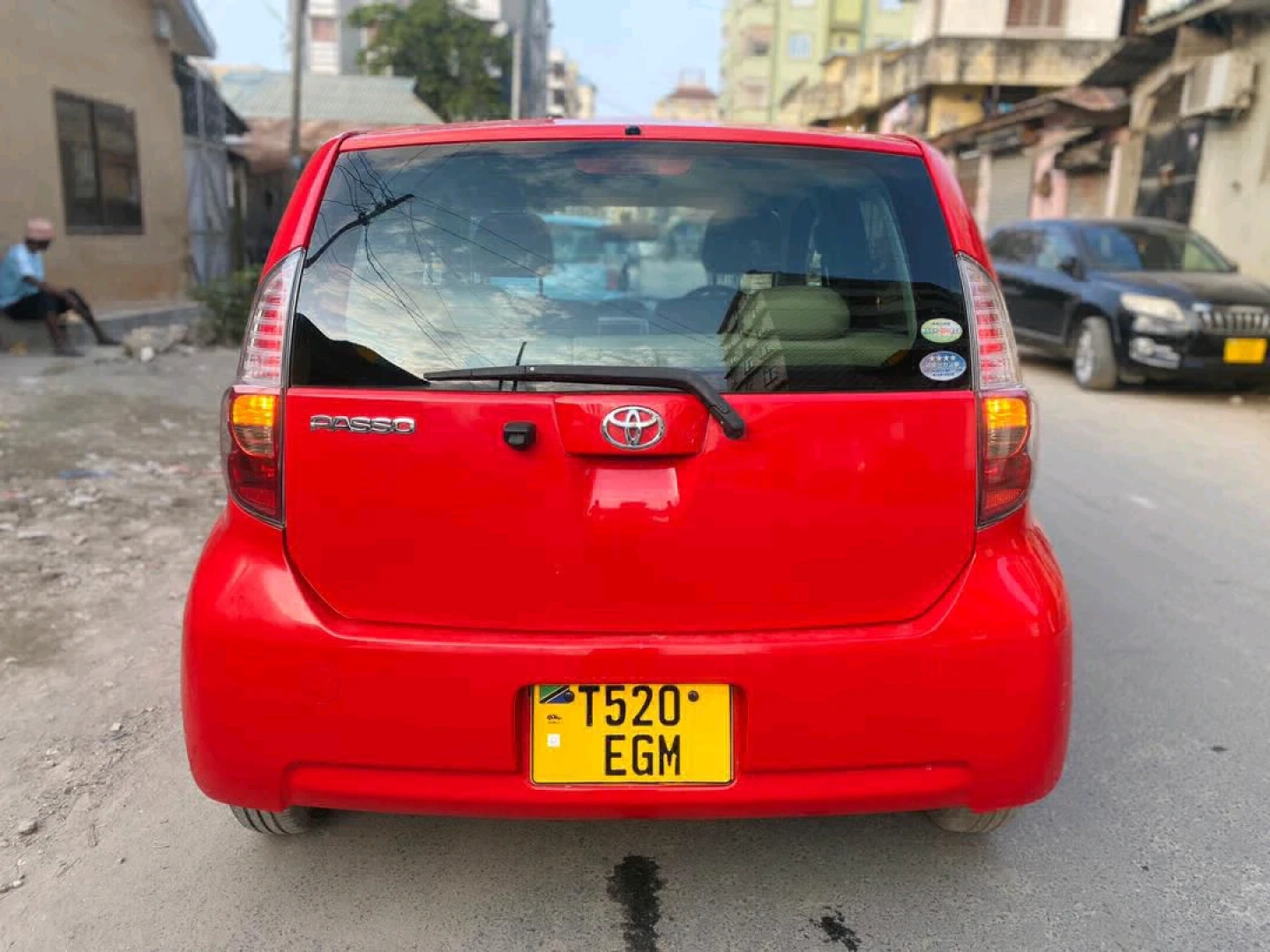 Used Red Toyota Passo Compact Hatchback 990 CC thumbnail 5
